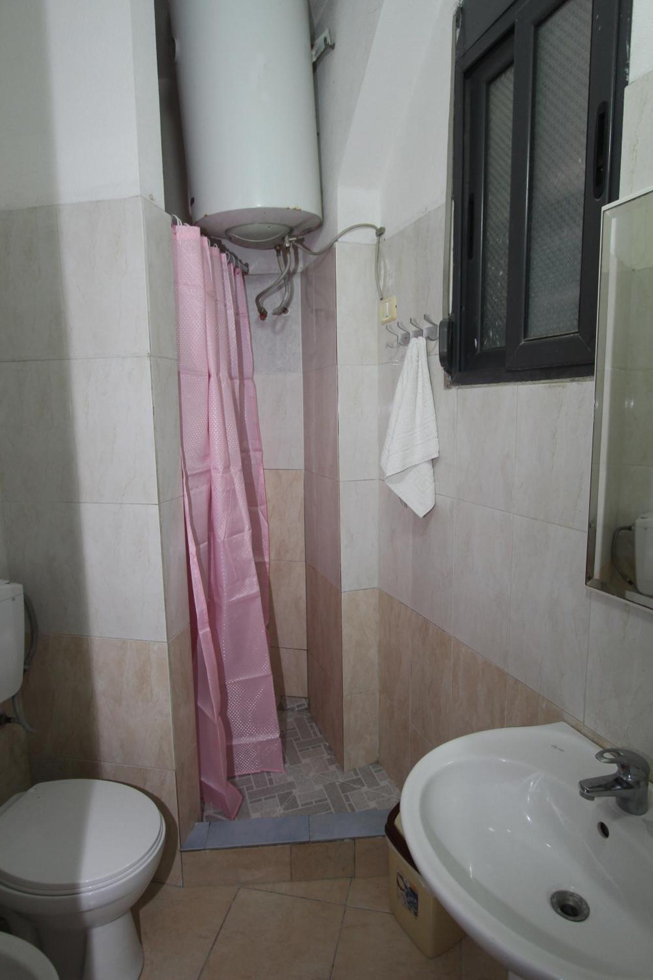 Kompleksi Eli Guest House Durrës Esterno foto