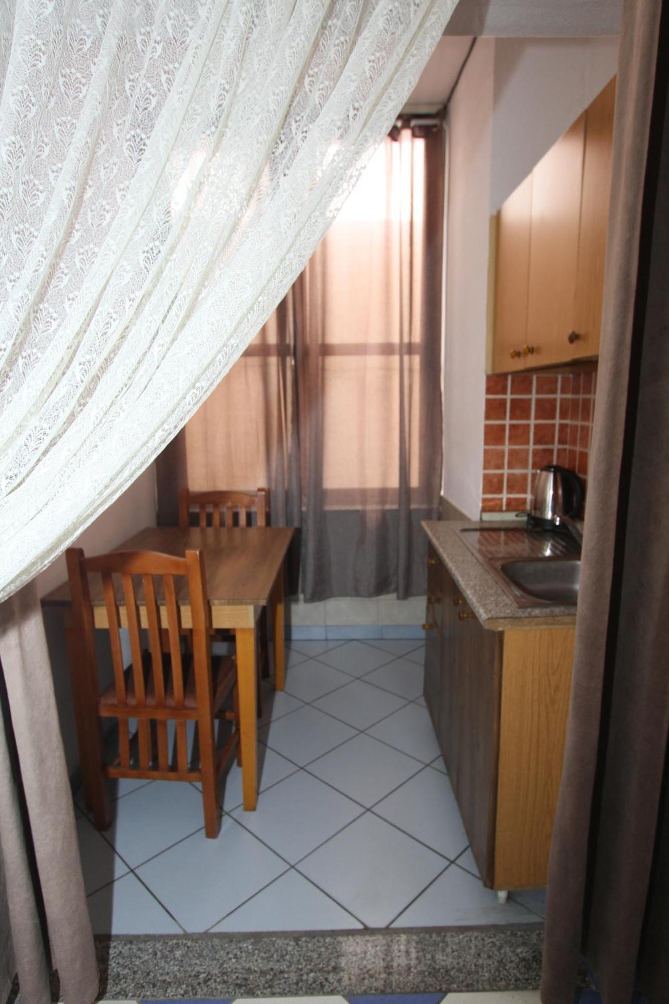 Kompleksi Eli Guest House Durrës Esterno foto